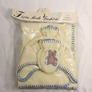 NIP Vintage Feria Mode fashion boys baby hat, blanket & mitten set